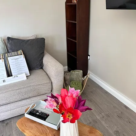 Mullaghmore Driftwood Apartment *